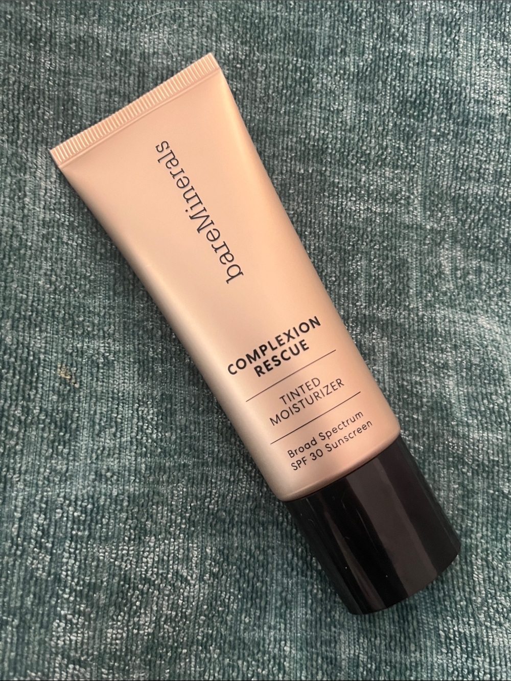 bareMinerals Complexion Rescue Tinted Moisturizer SPF 30 – shade Vanilla 02